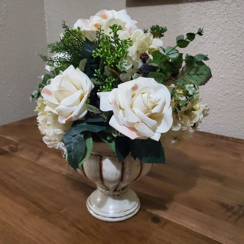Beautiful Faux Floral Rose Arrangement - Fake Plant Home Farmhouse Boho Decor